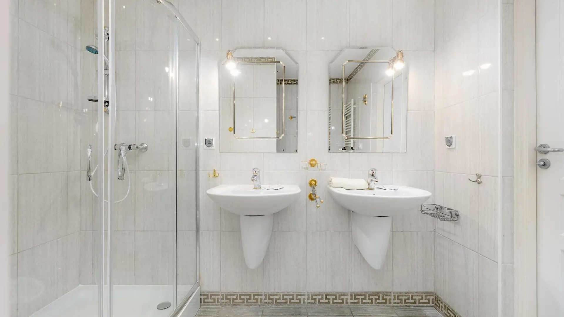 Promenada Nadmorska By Jantar Apartamenty Kolobrzeg